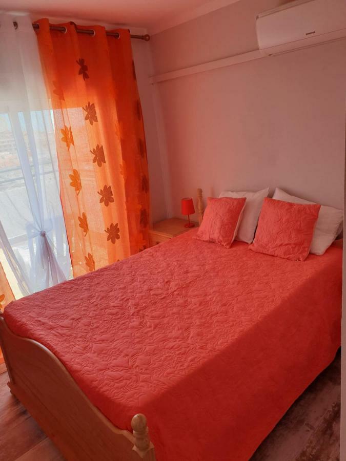 Paula Bela Com Vista Mar Appartement Quarteira Buitenkant foto